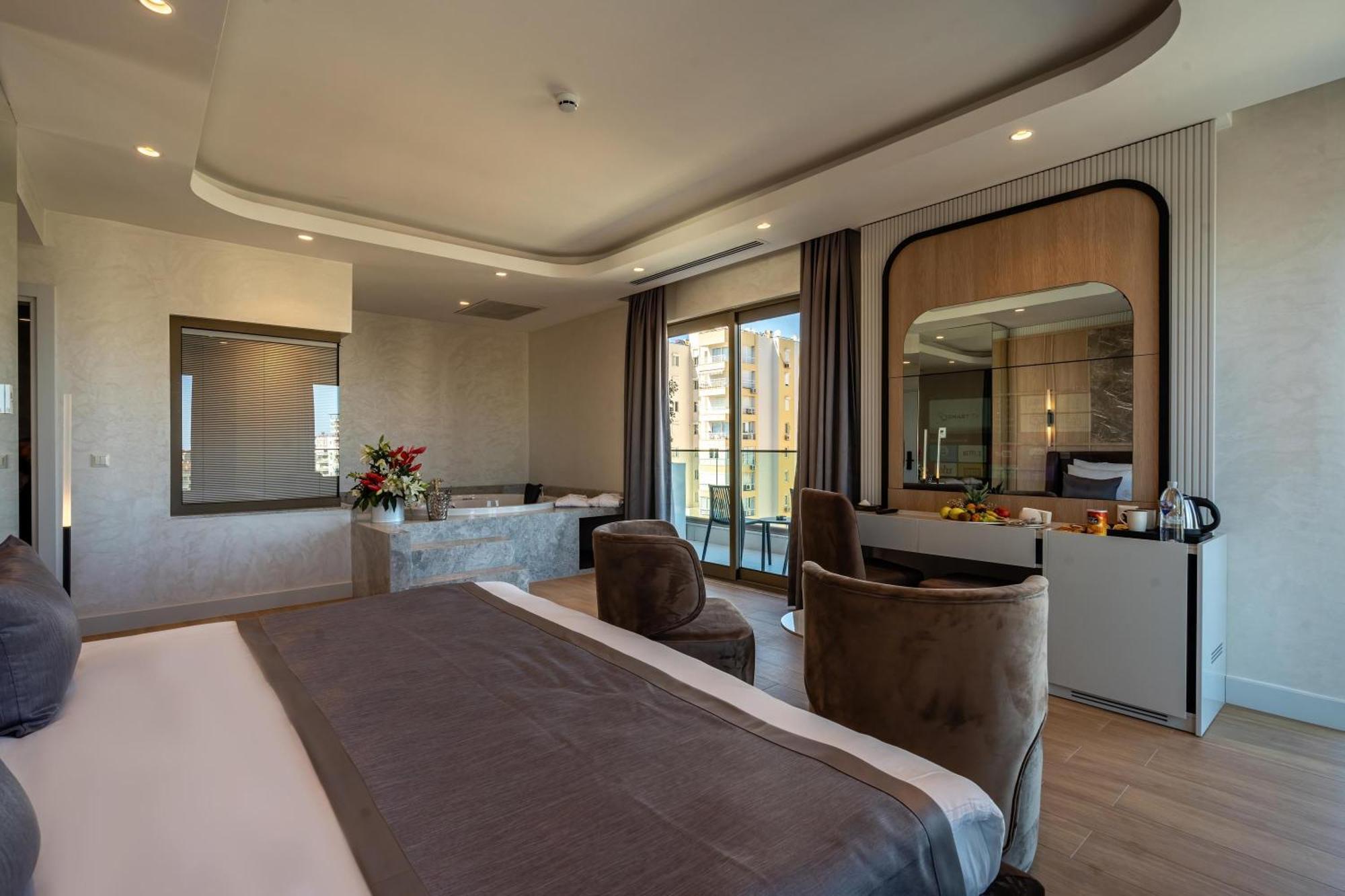 Awen Lara Hotel Antalya Exteriör bild