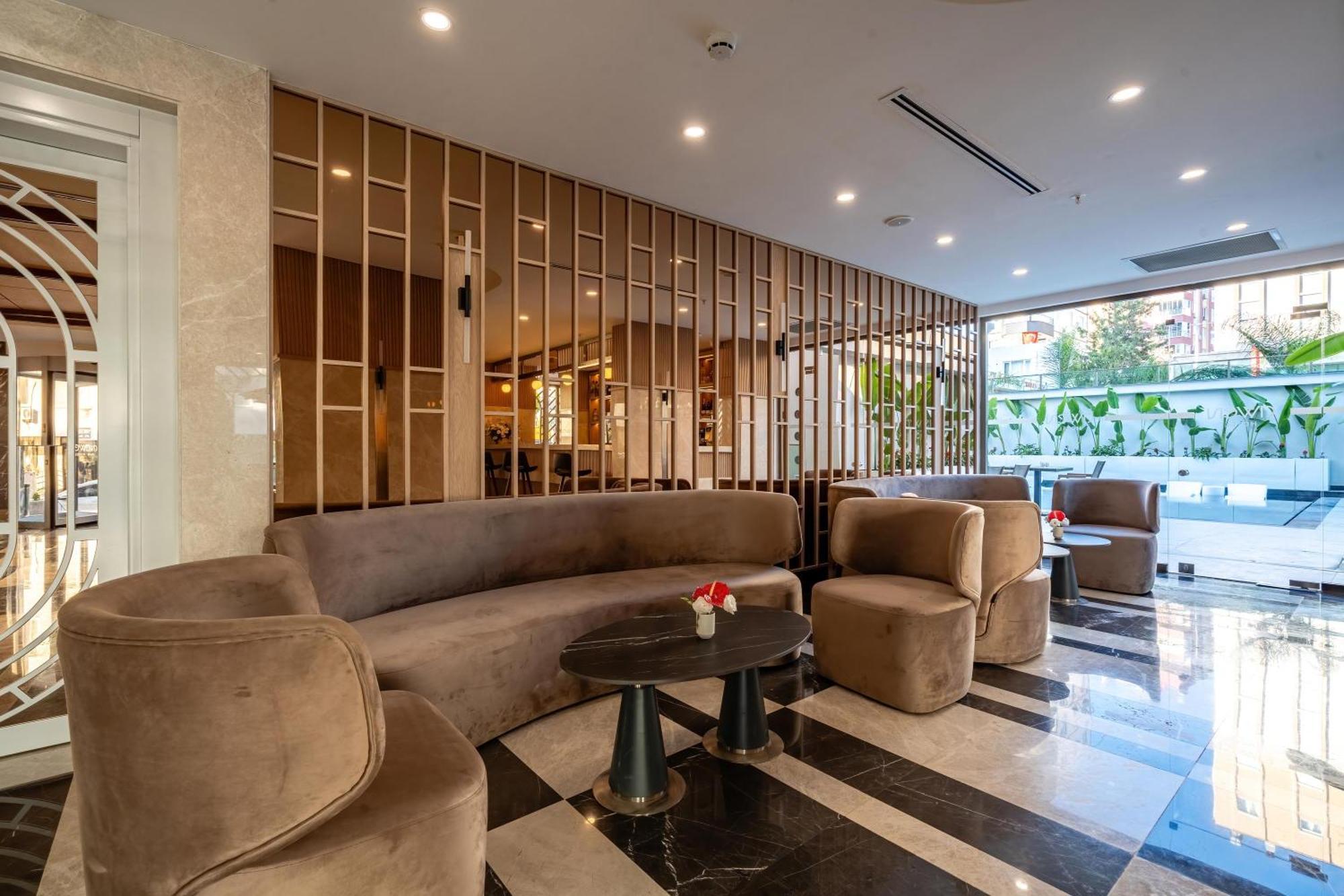 Awen Lara Hotel Antalya Exteriör bild